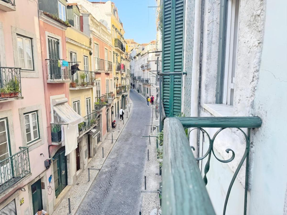 Apartment New Bella Rosa Flat Bairro Alto By Homeful Homes Lissabon